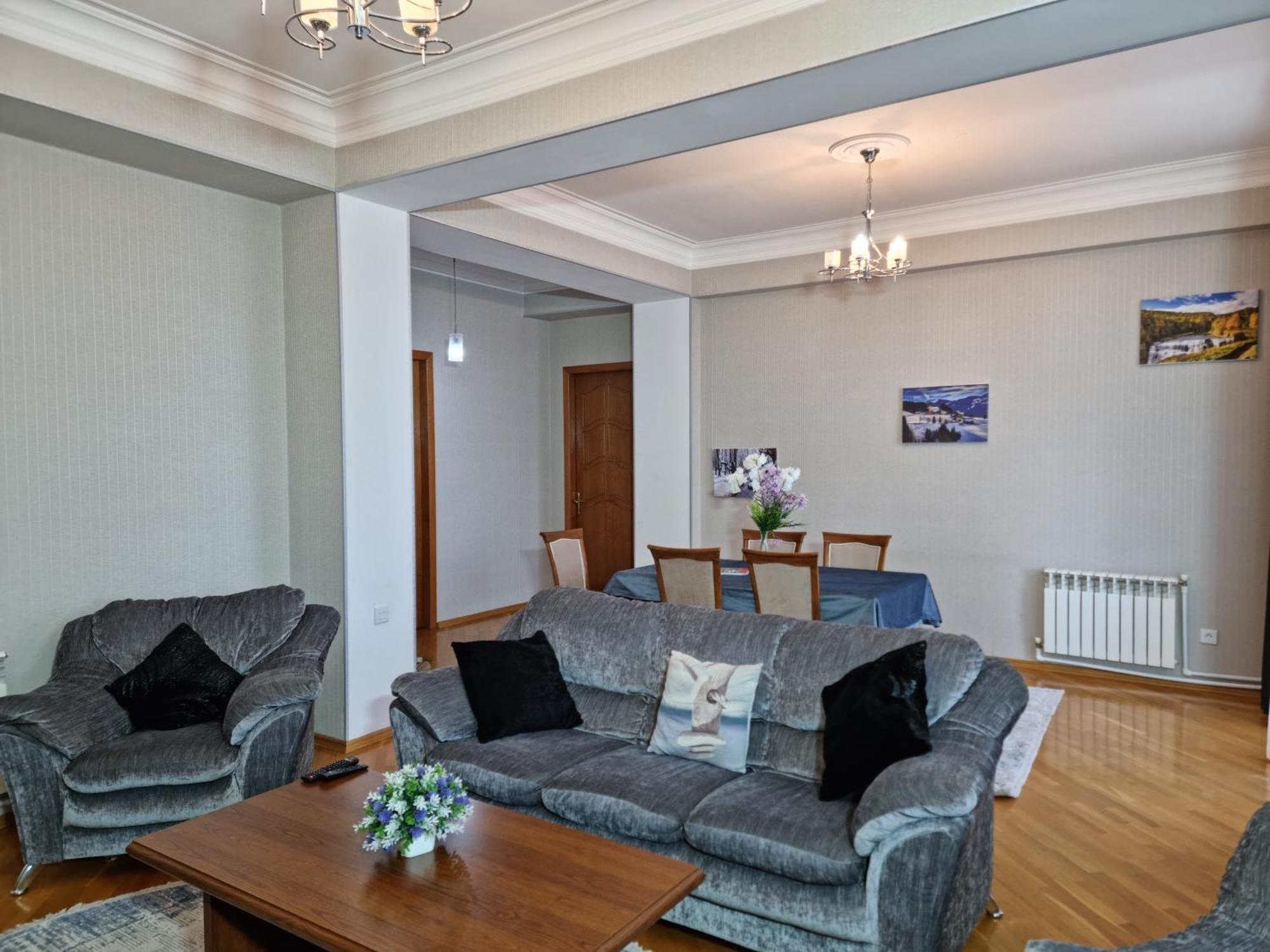 Mayden Family Apartment บากู ภายนอก รูปภาพ
